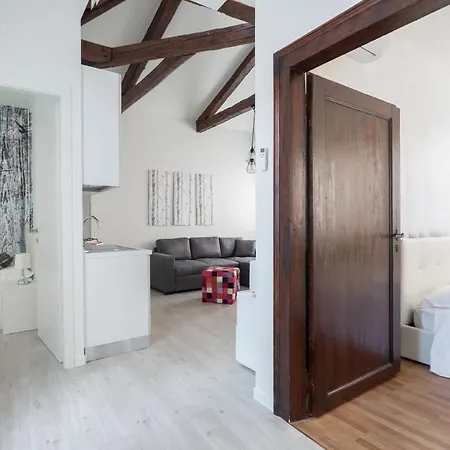 Apartment In San Marco With Canal View By Wonderful Italy Venice